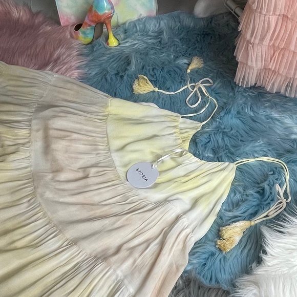 LAST ONE! Storia's MOST POPULAR Pastel Tie Dye Maxi W/TONS of Luscious Fabric - Picture 8 of 16